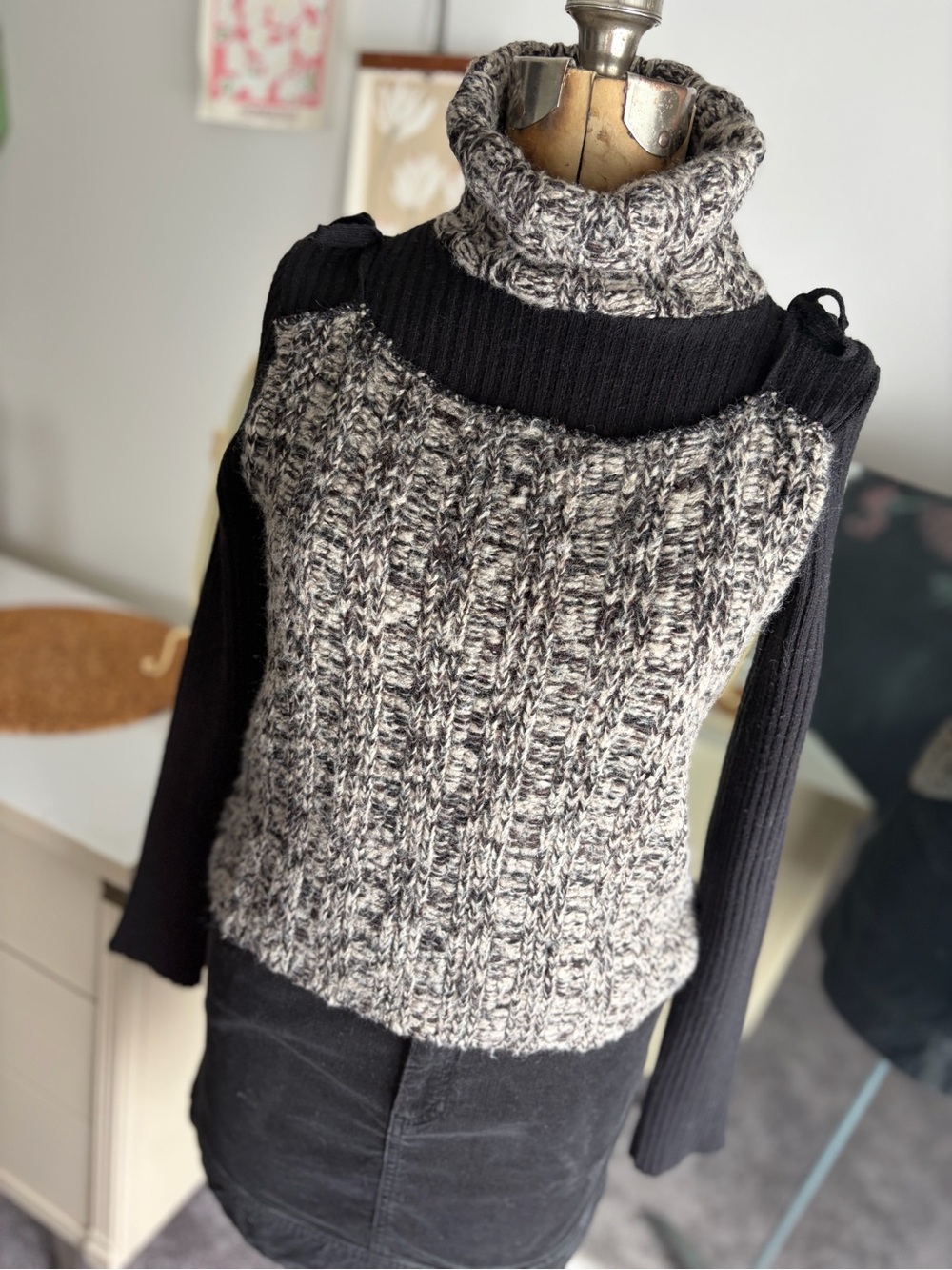 Silvia Novelli Sweater Wool Blend Black Cropped Turtleneck with Grey Overlay